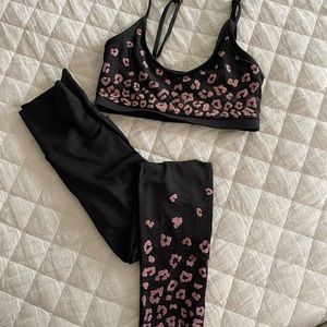 NWOT Beach Riot workout set pink glitter leopard size S